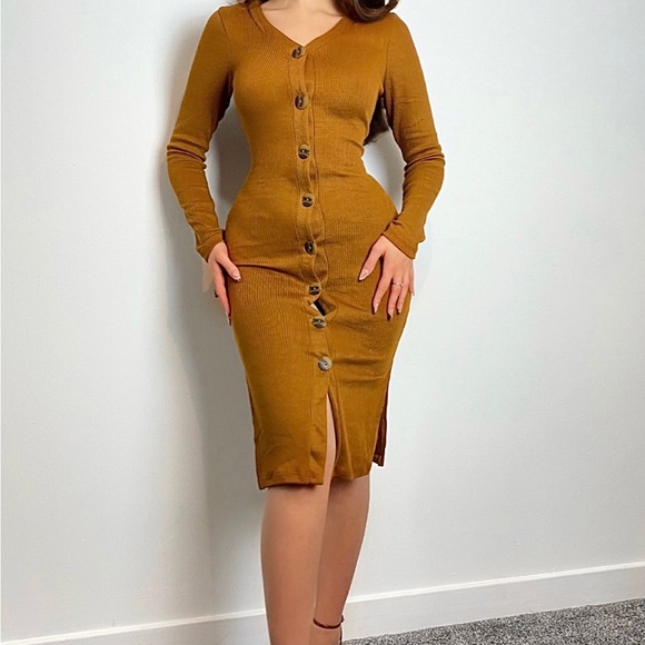 Long Sleeve Dress in Rust - Picture 6 of 13